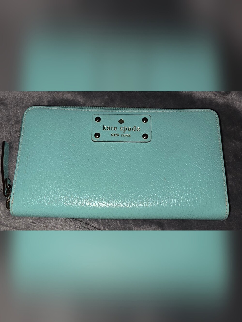 Kate Spade New York Wellesley Neda Long Zip Arpund Wallet - EUC